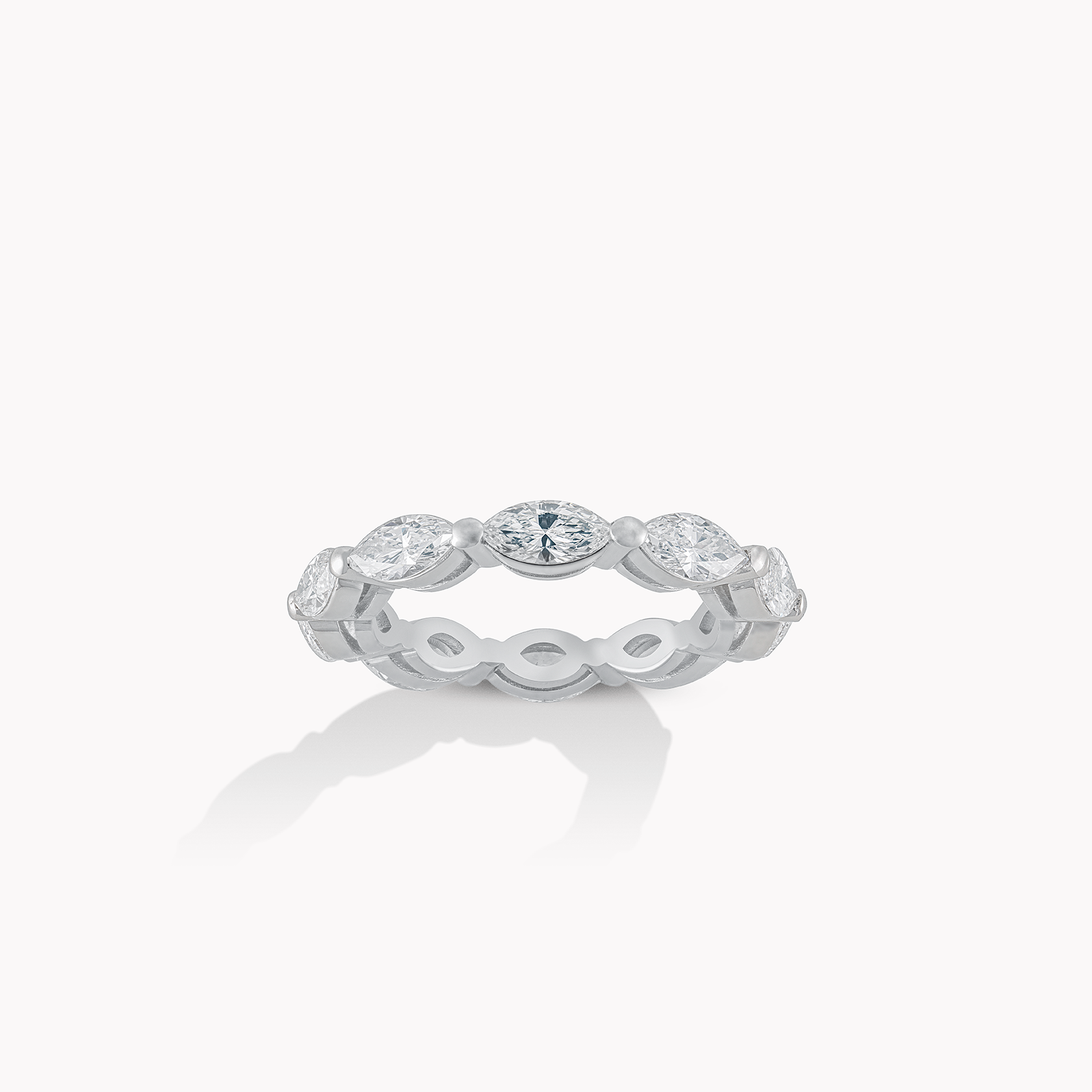 18kt White Gold Diamond Eternity Ring