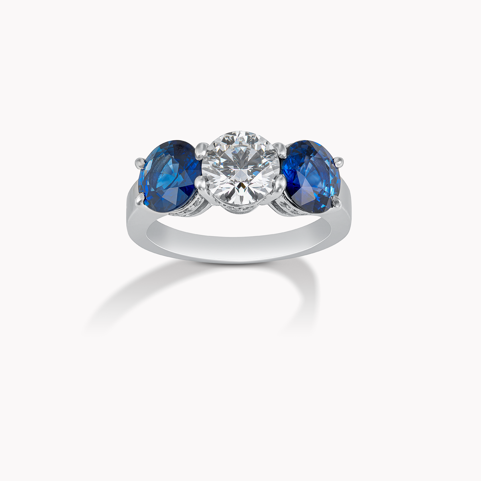 18kt White Gold Diamond and Sapphire Ring