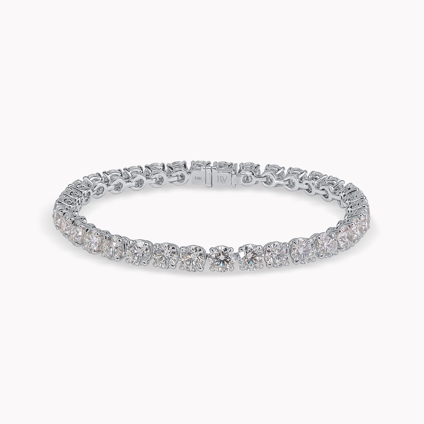 18kt White Gold Diamond Bracelet