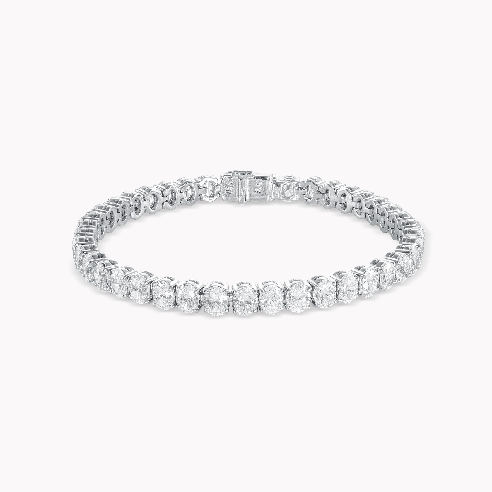 18kt White Gold Diamond Bracelet