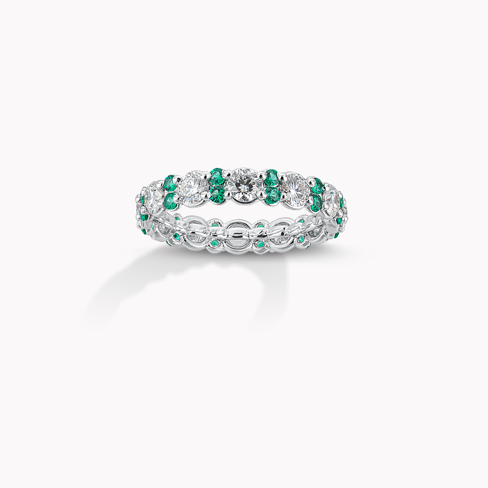 18kt White Gold Diamond and Emerald Ring